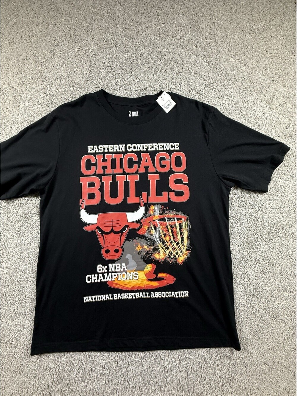 NWT Chicago Bulls 6X NBA Champions Graphic T-Shirt Black Men’s XL